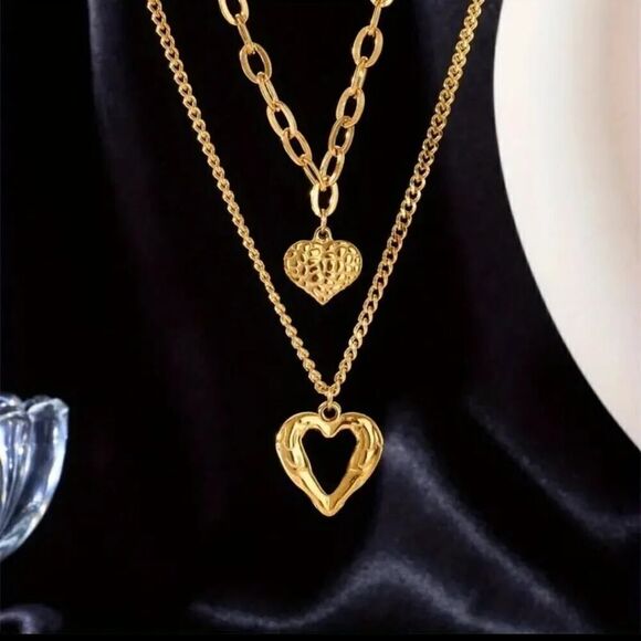 Set of 2 Heart Necklaces in Gold-Plated Stainless Steel With Irregular Folds - Picture 4 of 8